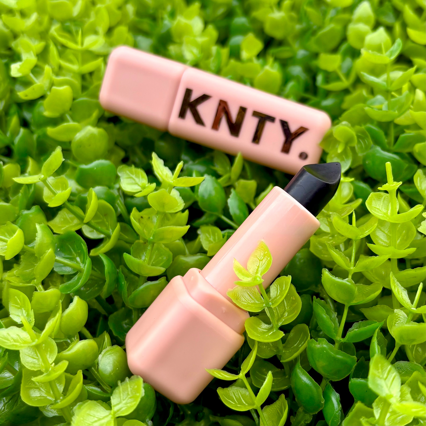 PINK LIPPED!